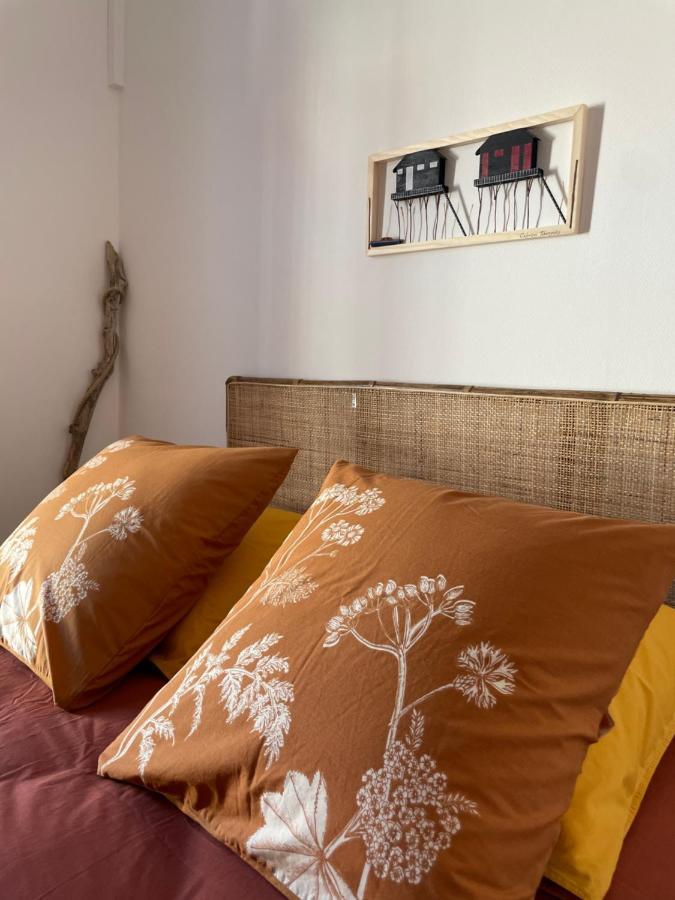 Un Logement Cosy Proche Des Ports Villa กูฌ็อง-เมสทราส ภายนอก รูปภาพ