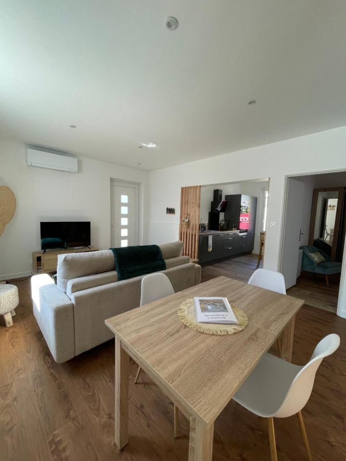 Un Logement Cosy Proche Des Ports Villa กูฌ็อง-เมสทราส ภายนอก รูปภาพ